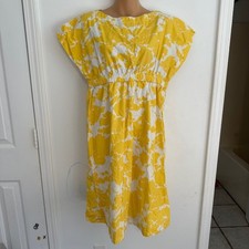 GAP Maternity Yellow and White Short Sleeve Dress in M