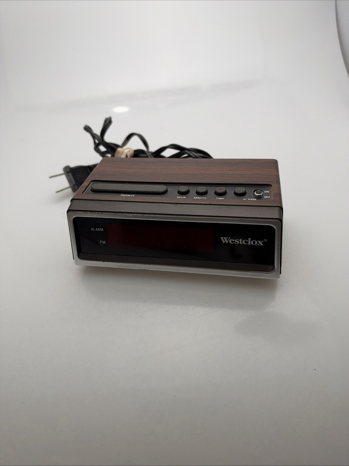 Westclox Digital Alarm Clock WVintage Westcloxood Grain Retro Model 22651 Tested