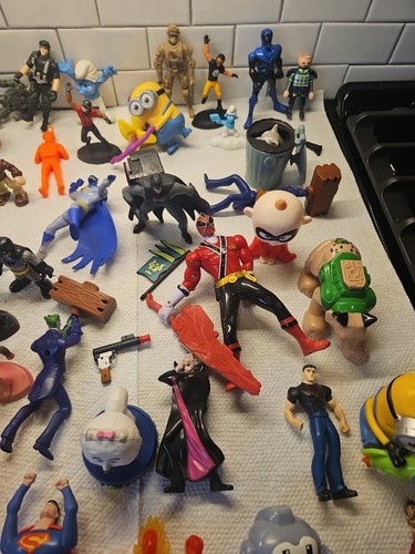 Huge Mixed Lot Of 80 Plus Figures Toys Various Characters Vintage To Now - Picture 11 of 14