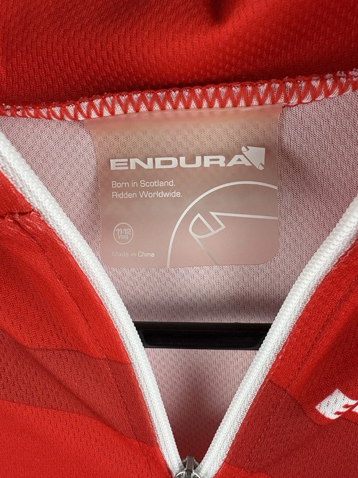 Camiseta deportiva de ciclismo Endura para jóvenes 11-12 niños manga corta roja cuarto cremallera Foto 4 de 4