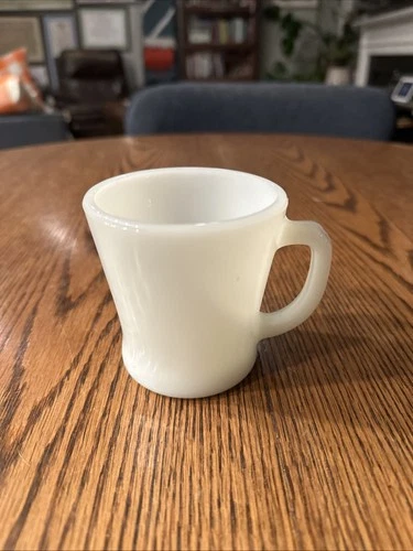 Vintage Fire King Anchor Hocking Ware D-Handle Coffee Cup Mug Milk Glass 3.5"