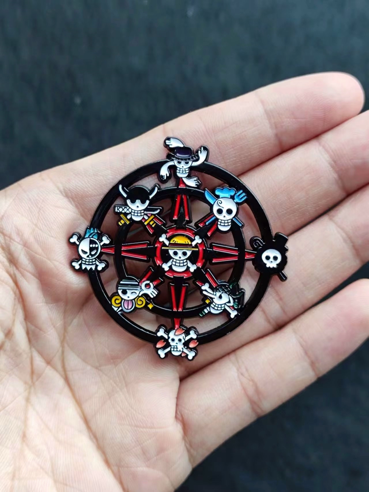 Una Pieza Calavera Piratas Logo Esmalte 2" Pin Insignia Metal para Sombrero Mochila Solapa