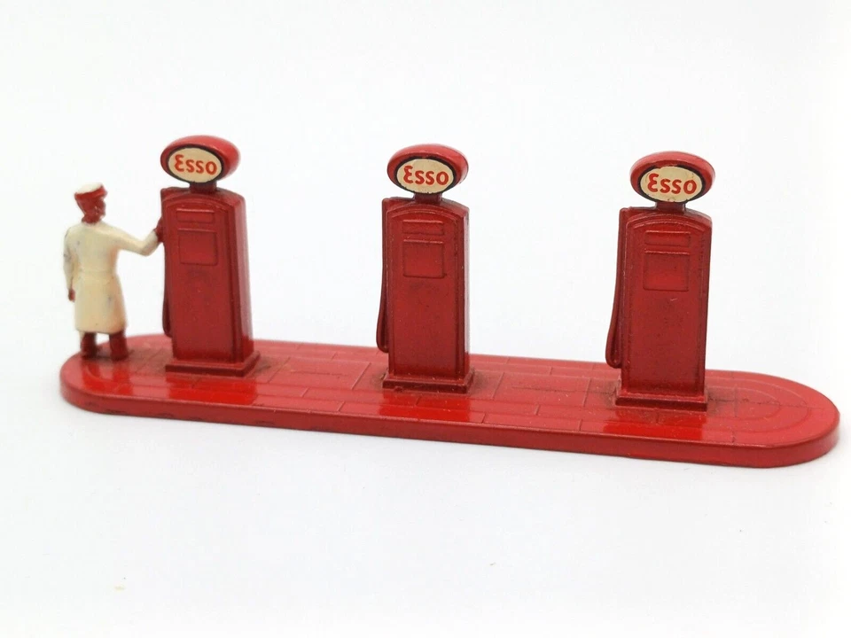 MATCHBOX SERIES - ACCESSORY PACK N°1 - DISTRIBUTORE BENZINA ESSO - Imagen 2 de 4