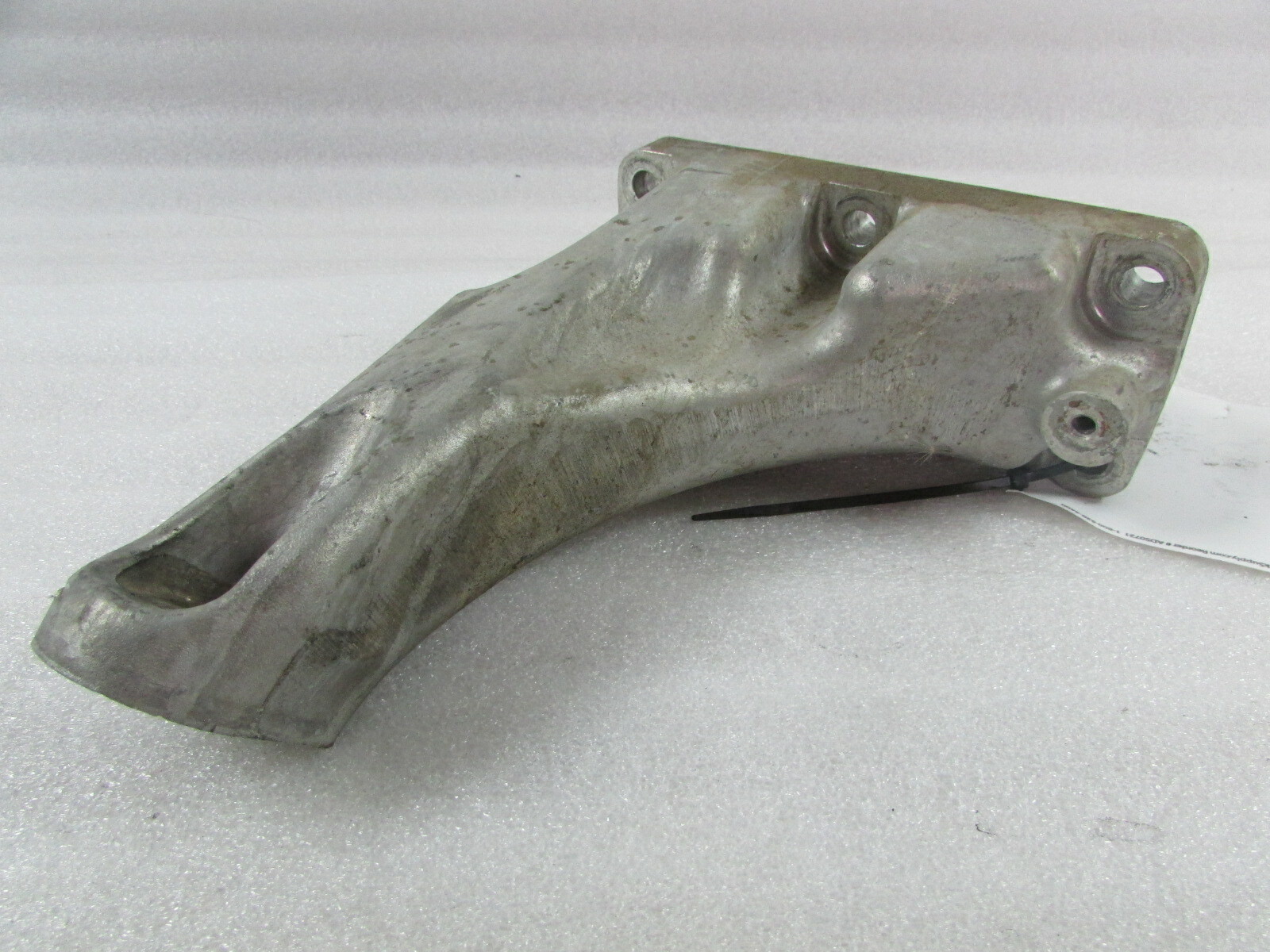 Maserati Quattroporte, LH, Left Mount Arm, Used, P/N 199851