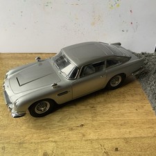 Eaglemoss James Bond 007 Aston Martin DB5 1:8 Scale replica Goldfinger