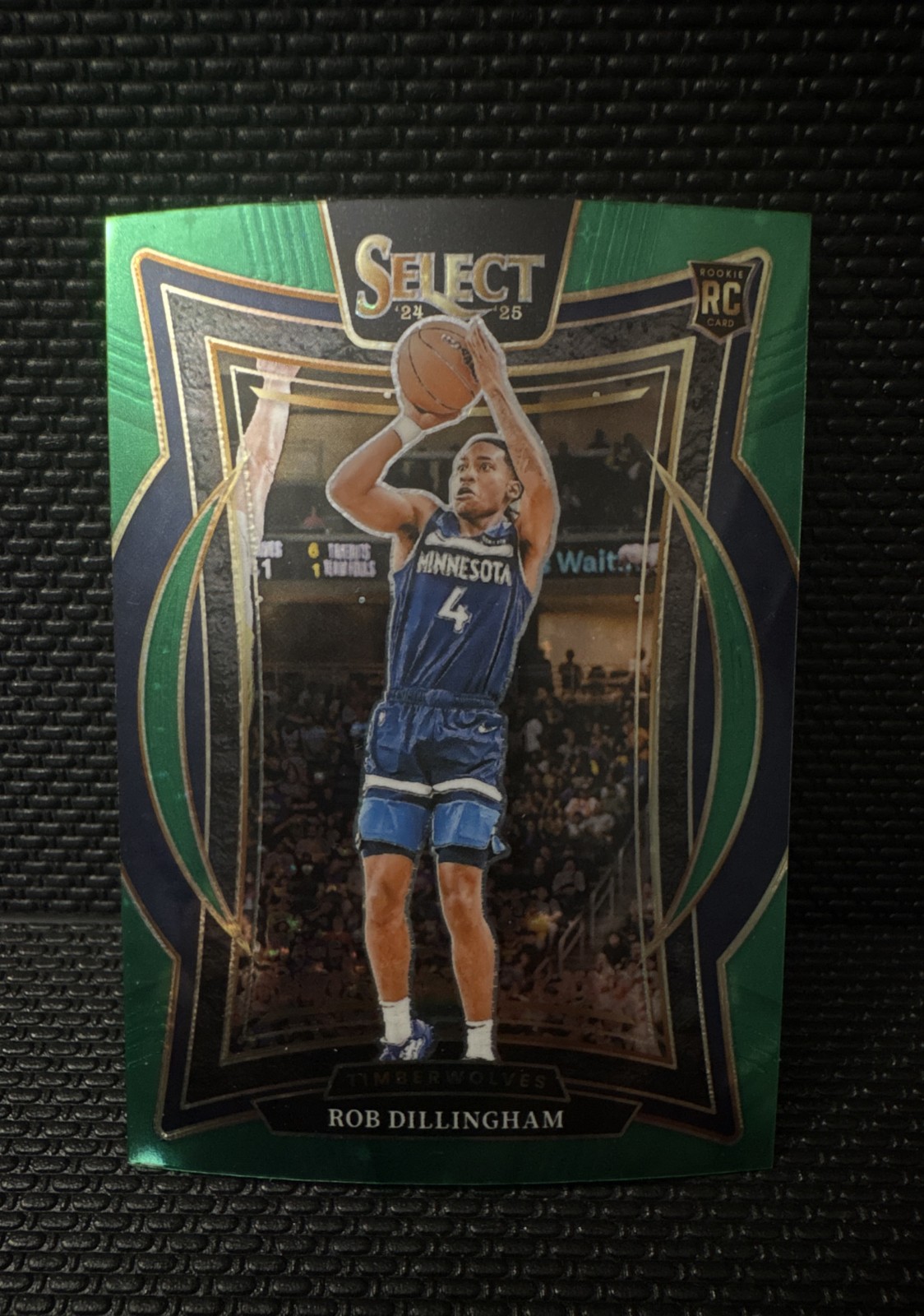 2024-25 Panini Select - Concourse Robert Dillingham Green Stars Prizm (RC) SP!