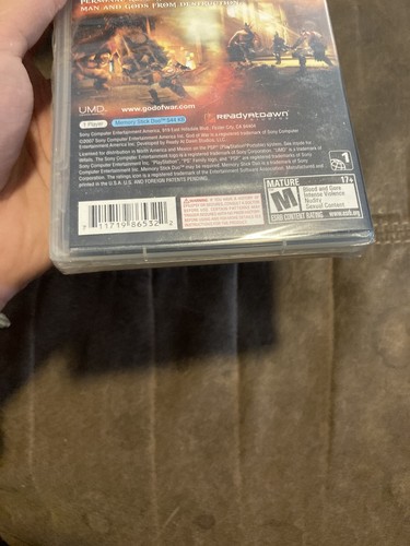God Of War Chains Of Olympus for Sony PSP **BRAND NEW** - Picture 7 of 9