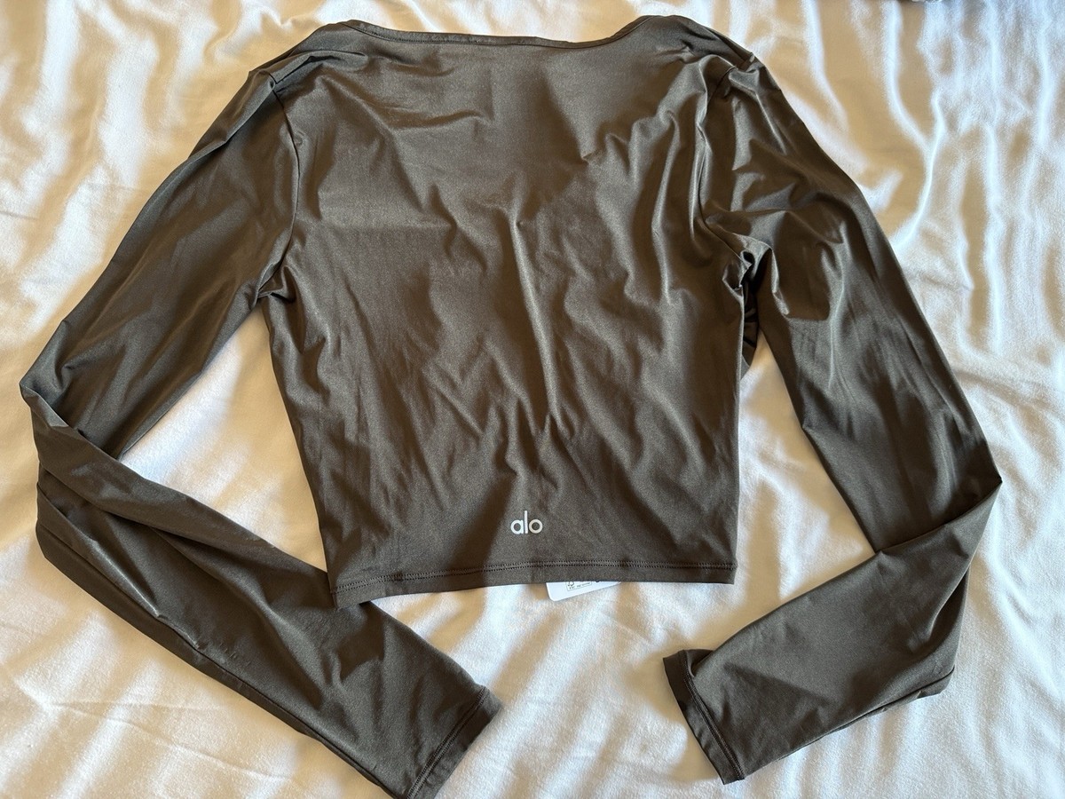 Alo Yoga Standout Long Sleeve Top Tee Shirt Crop Cropped Cinched