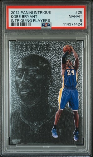 Panini Intrigue Intriguing Players #28 2012 Kobe Bryant PSA 8 casi nuevo-como nuevo HOF - Imagen 2 de 3