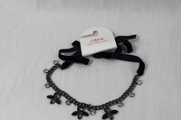 Cara Kids York Black Flower W Cubic Zirconium Stones On Chain & Velvet Cara Kids York Black Flower W Cubic Zirconium Stones On Chain & Velvet