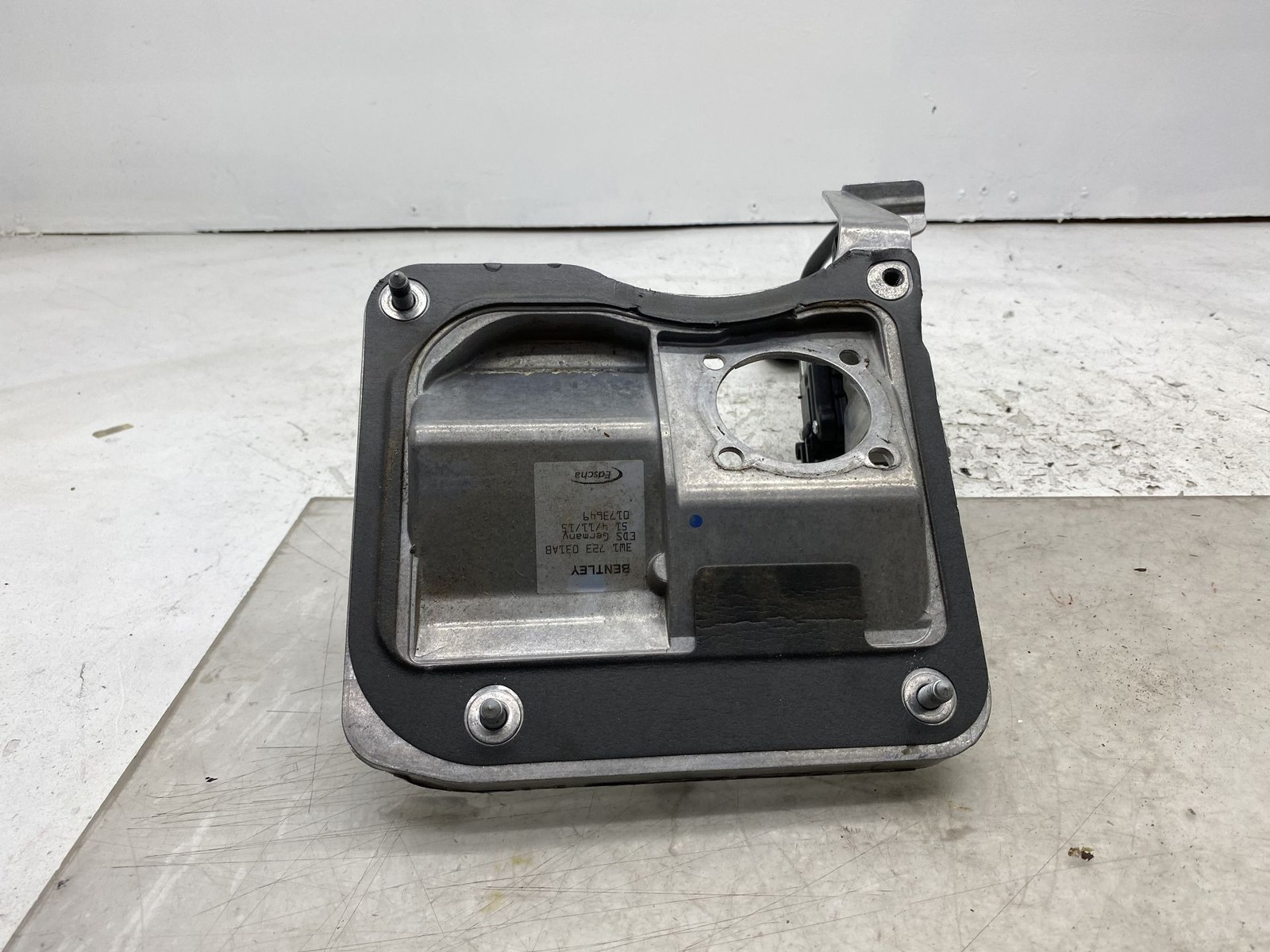 2013-2018 BENTLEY FLYING SPUR OEM GAS & BRAKE PEDAL SET X2 3W1721503C 3W1723150