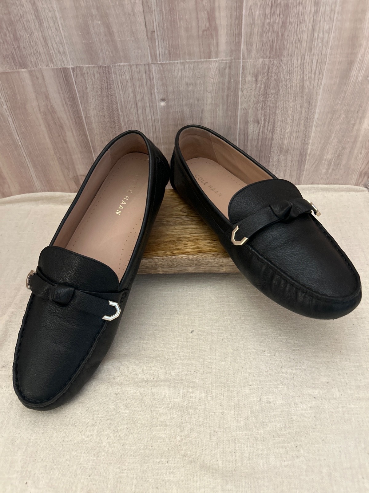 Cole Haan Women's Black Leather Evelyn Bow Driver Driving Style Loafer 11 B MINT
