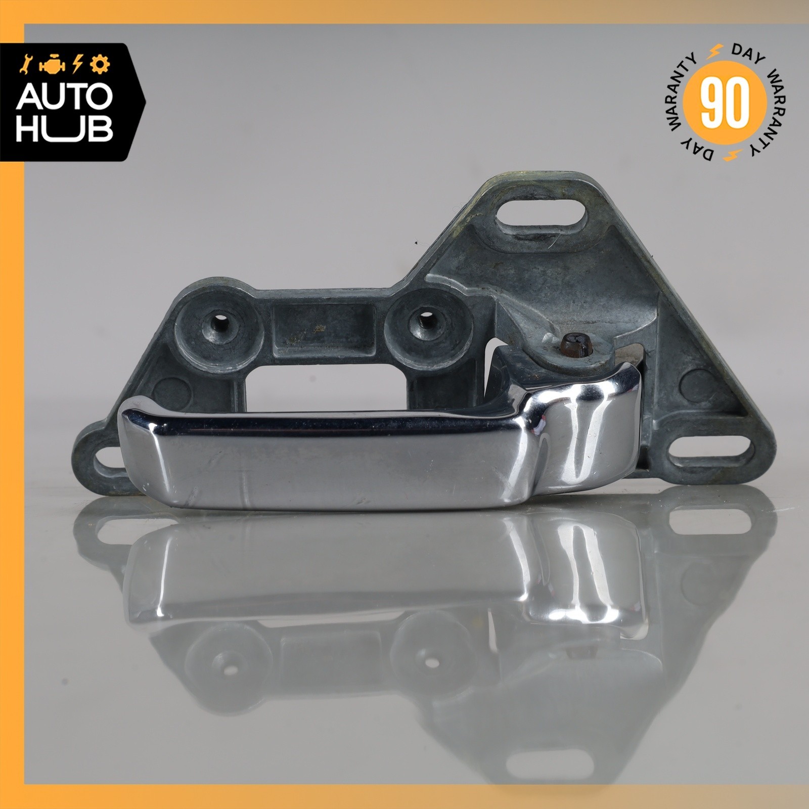 Bentley Eight Front Right Door release handle
