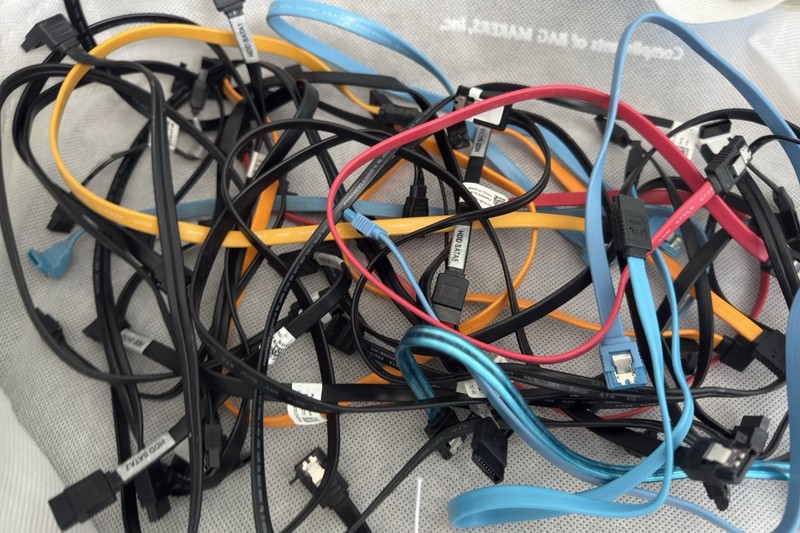 Lot Of Pc Sata Cables For Parts | Some sealed, Various Sizes | Fast Ship