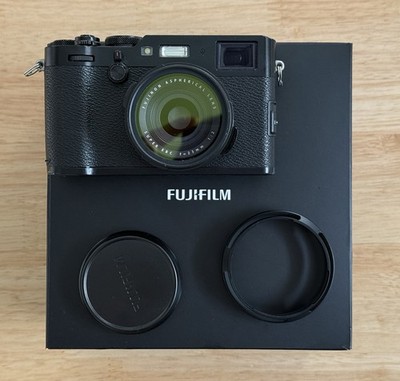 Fujifilm X100F Schwarz | OVP  | 8.200 Auslösungen