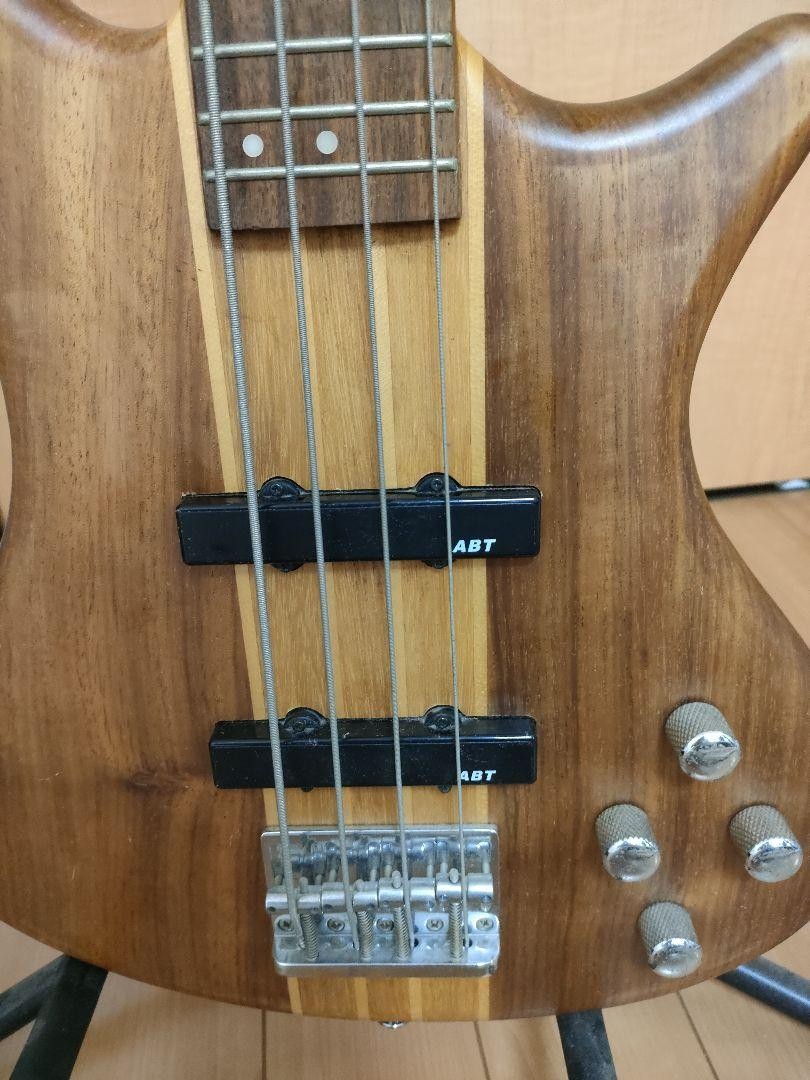 Washburn Taurus T24 エレキベース 4弦 Washburn Taurus T24 Dent and Scratch - Natural Matte