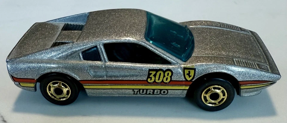 Ferrari Racebait 308 plateado Hot Wheels 1982 usado en excelente estado! Foto 2 de 4