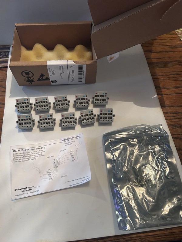 Allen Bradley 1787-PLUG10R New
