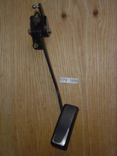 Ferrari 456 GT Accelerator Gas Pedal #152388 & Support
