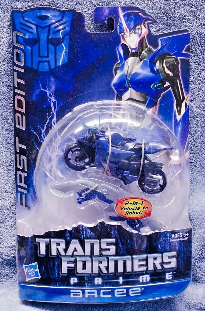 NIB - Transformers Prime ARCEE Deluxe Class First Edition