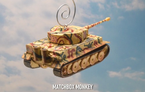 German Pzkpfw VI Tiger Ausf E 1st SS Panzer Tank Army Christmas Ornament Adorno - Picture 7 of 10
