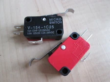 Lot (2) Micro Limit Switch V-154-1C25 with Curved Tip Lever 15A 125/250VAC #E67C