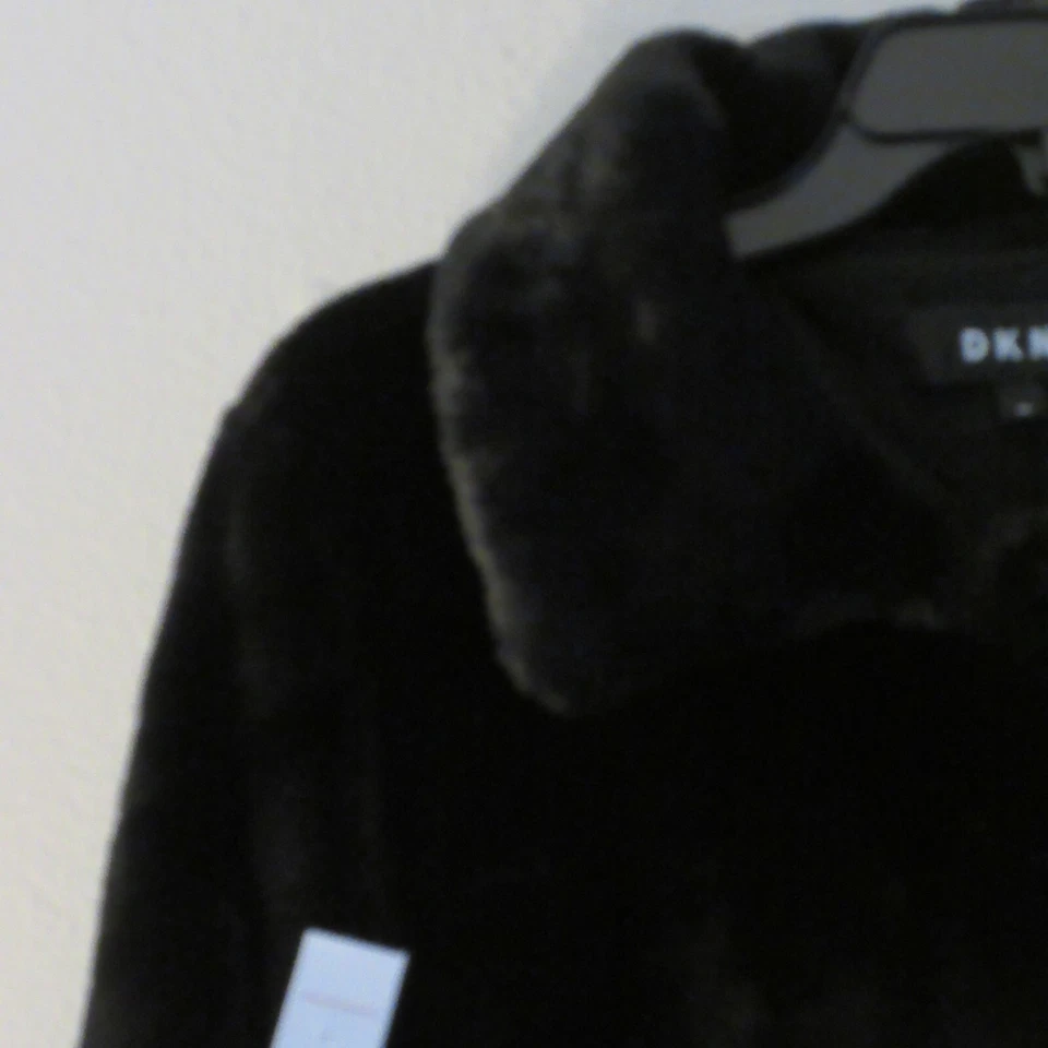 Chaqueta de moto DKNY para mujer de piel sintética con cremallera frontal hebilla lateral negra XS B2 Foto 3 de 4