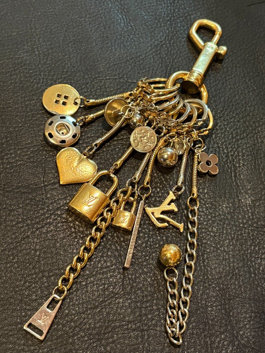 LOUIS VUITTON Bag charm Cadena Heart Flower Logo Swing A761 | eBay