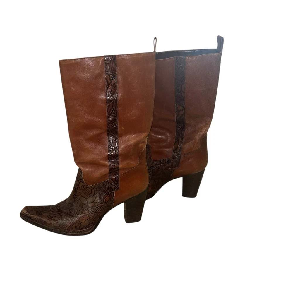 Antonio Melani Cuero Repujado Rosa Vaquera Tacón Occidental Botas Mujer’s 7.5 Foto 2 de 4