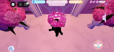 ROYALE HIGH   VALENTINES HALO 2020   CHEAPEST PRICE!!! (Apple Cash or Cashapp)