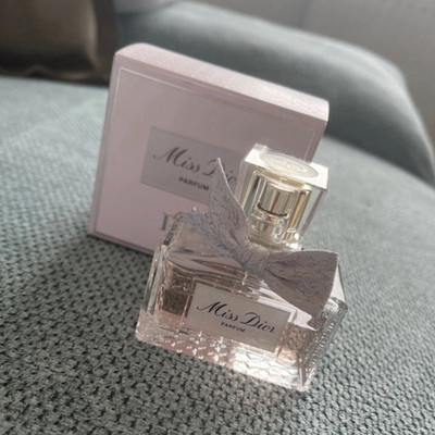 Dior Miss Dior Parfum Natural Spray 35 ml mit OVP Herstellernummer C099700899