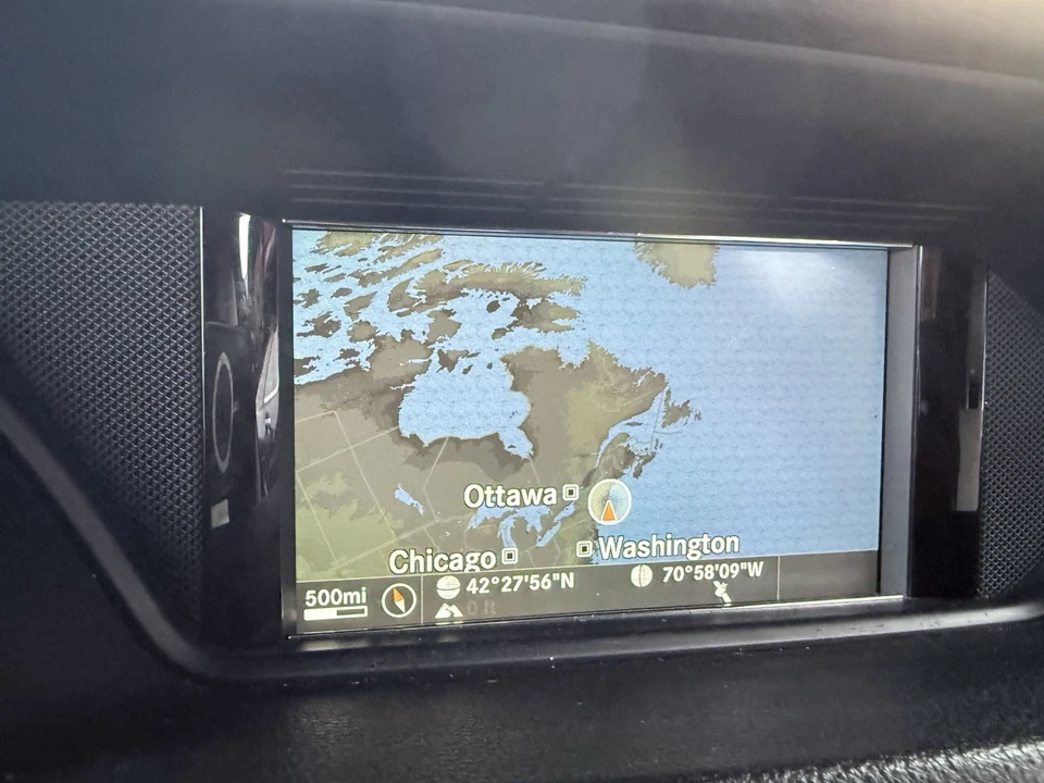 Unidad de monitor de pantalla de navegación de tablero 12-14 Mercedes W212 E350 E550 OEM Foto 2 de 4