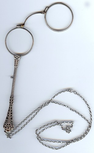 ANTIQUE STERLING SILVER BLACK ENAMEL LORGNETTE EYE GLASSES ON CHAIN NECKLACE - Afbeelding 1 van 5