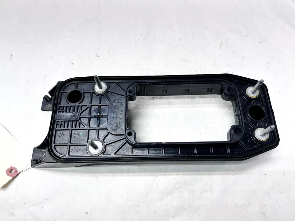 13-17 VOLKSWAGEN PASSAT CC PALANCA DE CAMBIOS MARCO CUBIERTA RETENEDOR MOLDURA OEM Foto 2 de 3