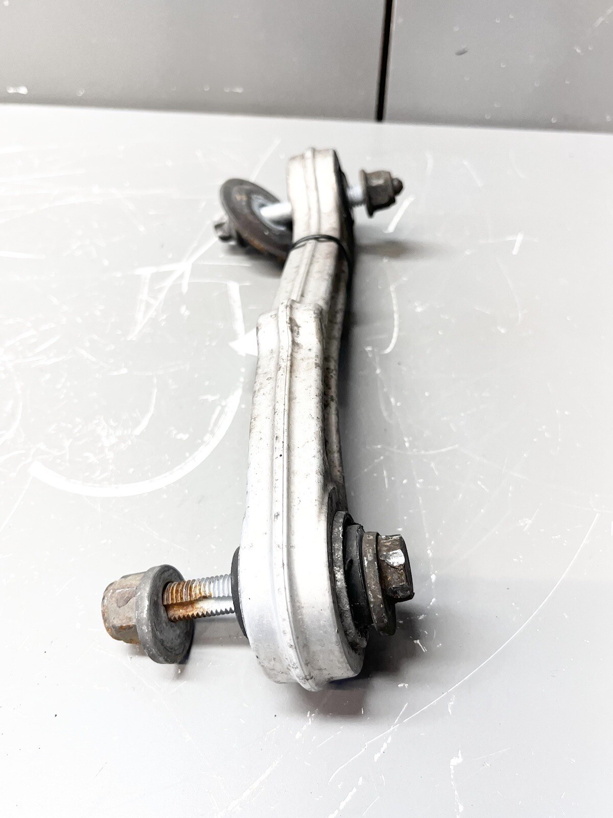 โญ๏ธ2014-2020 Maserati Quattro Rear Right Or Left Upper Control Arm 670007252 OEM