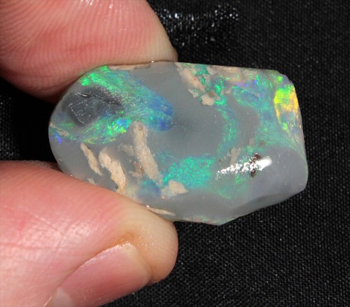 15.9 ct Black Opal Rub from Lightning Ridge, Australia - for carving or cutting - Picture 5 of 8
