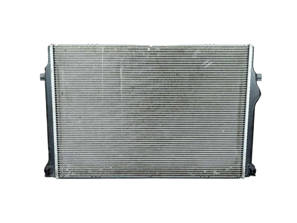 Radiador 15-19 Audi Volkswagen A3 TT Arteon Golf R GTI Jetta GLI 2.0 5GM121251GN Foto 4 de 4