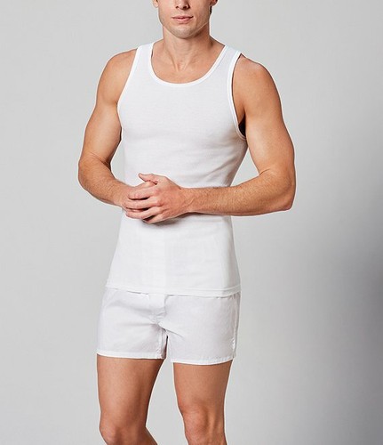 roundtree and yorke t shirt