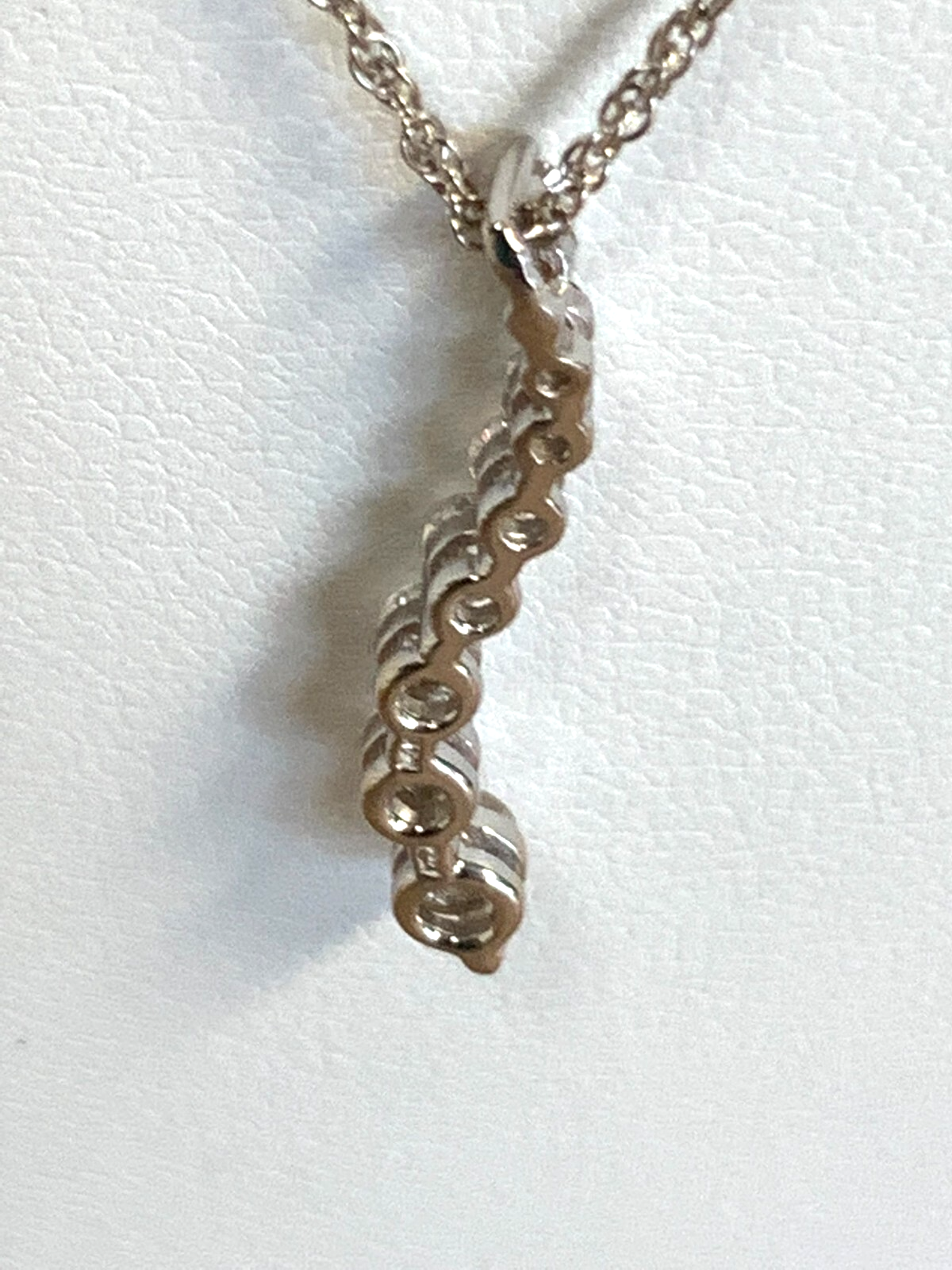 Picture 3 of 9