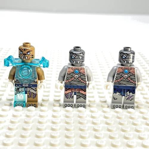 LEGO Legends of Chima Saber-tooth Tigers, Minifigure Ice Bears, 6 Total - Picture 7 of 8