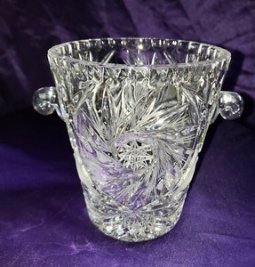 ANTIQUE-PINWHEEL-HOBSTAR-ABP-RARE-CUT-CRYSTAL-Small-ice-bucket-Really-beautiful