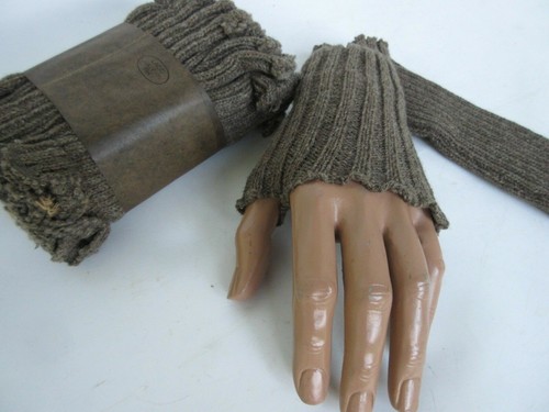 Vintage Leg Warmers Wrist Warmers Bavarian Wool Cuffs 1941 Heritage Gloves - Picture 2 of 4