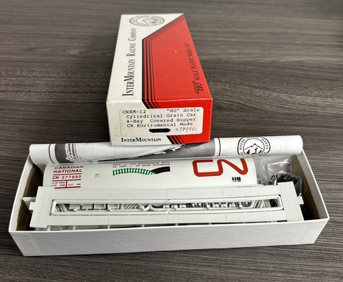 InterMountain Railway HO Kit CNEM-12 vagón de grano cilíndrico - CN #377990 - ¡NUEVO EN CAJA! | Zustand: New