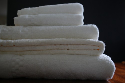 Frette Checkerboard 5-Piece Towel Set White 100% Cotton NWT - Picture 3 of 6