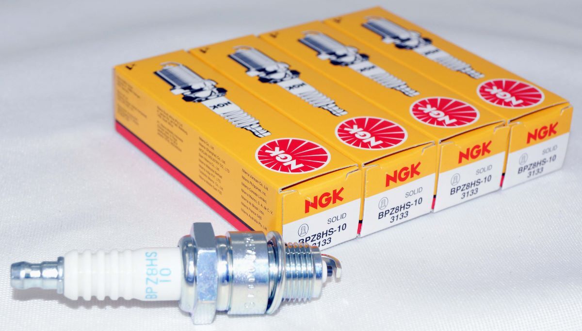 4 Pack Genuine NGK 3133 Nickel Spark Plugs BPZ8HS-10 Johnson Mariner Mercury