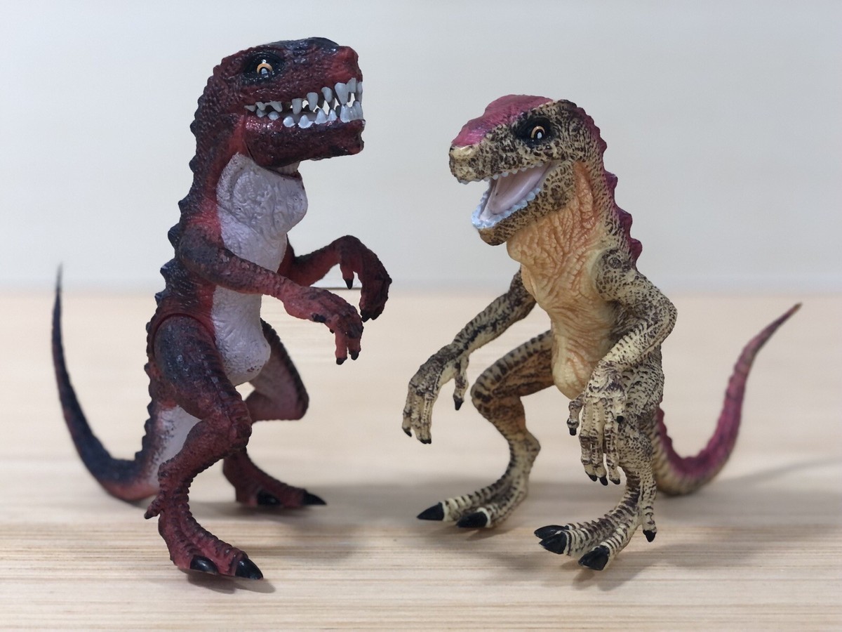 1998 Trendmasters Baby Godzilla 6” Tall Figures Red Yellow Razor