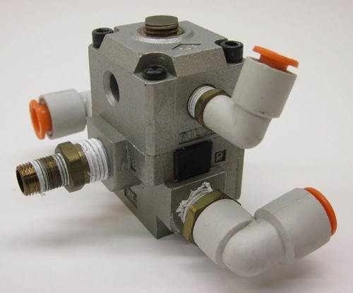 SMC NVSA3115-02O Air Pilot Operated 3-Way Valve - Picture 4 of 5