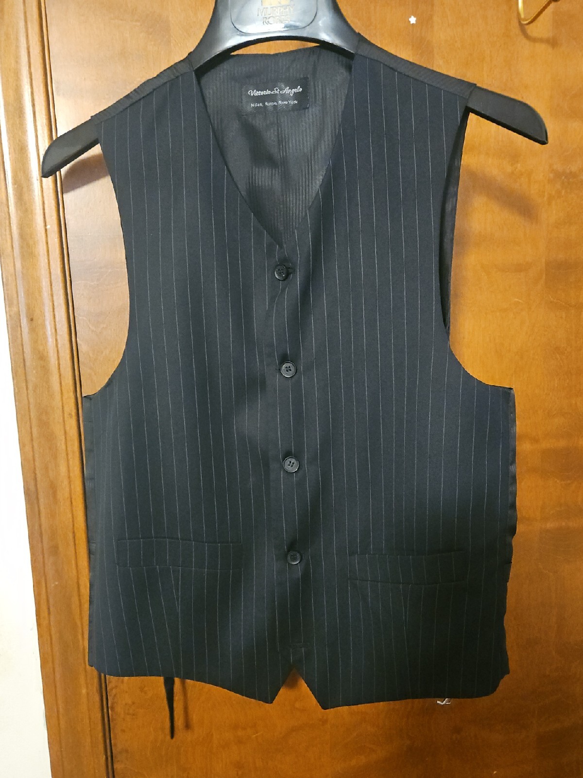 Picture 1 of 6