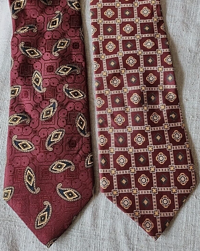 Vintage Lot Of Two Silk Ties Burgundy Green Paisley Medallion Kenneth Gordon