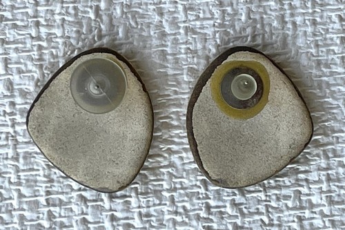 Iridescent Black Abstract Earrings Flat Ceramic Artisan Made Pierced Gold Trim - Picture 5 of 6